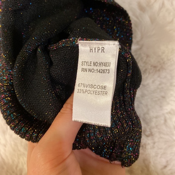 HYPR Stretchy & Colorful Top Size S/M - Picture 6 of 6